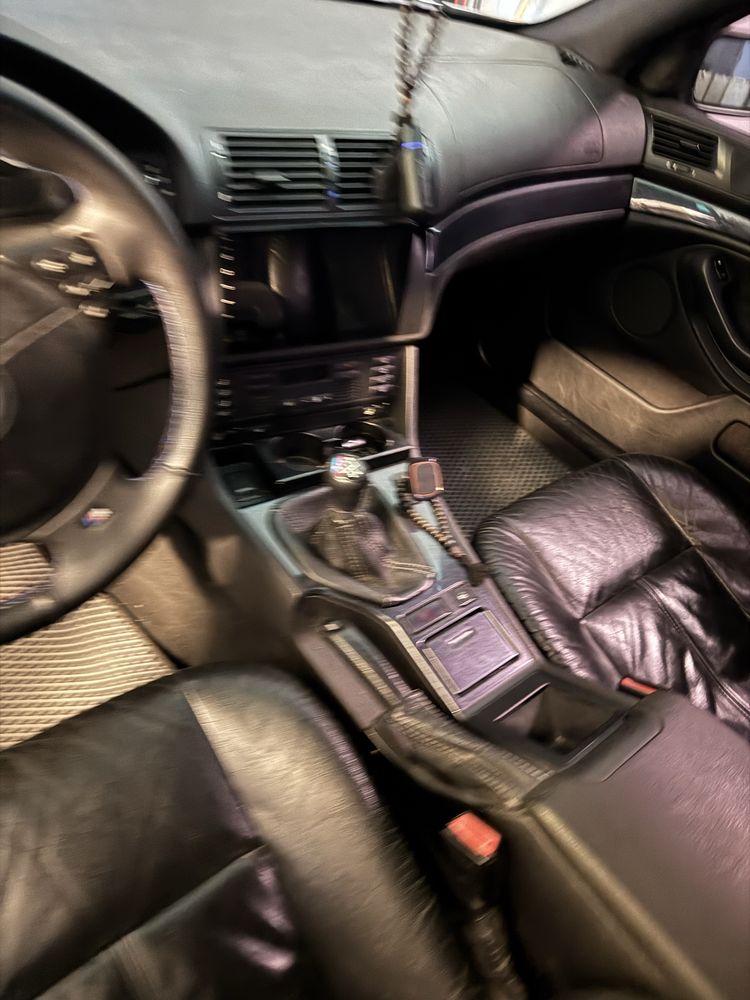 Продам бмв е39 2.5