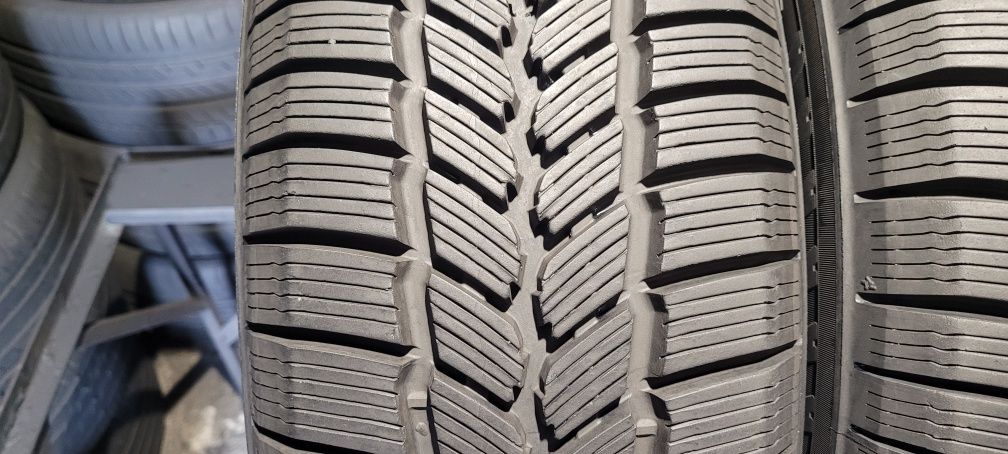 215/65r15C 104/102T Michelin Agilis 51 Snow-Ice z 2023r jak nowe.
