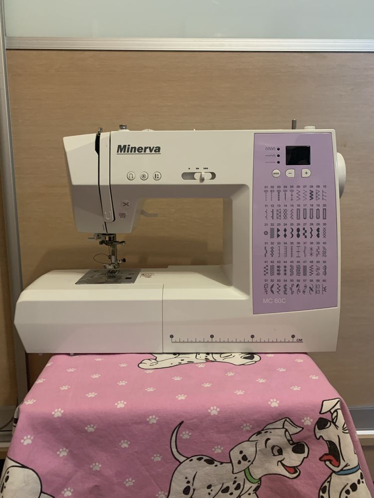 Швейная машинка Minerva mc 60c