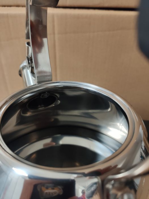 Nowy czajnik z gwizdkiem,2L,trójkąt, lepsza stal 304, gaz, indukcja