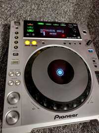 2x Pioneer CDJ 850