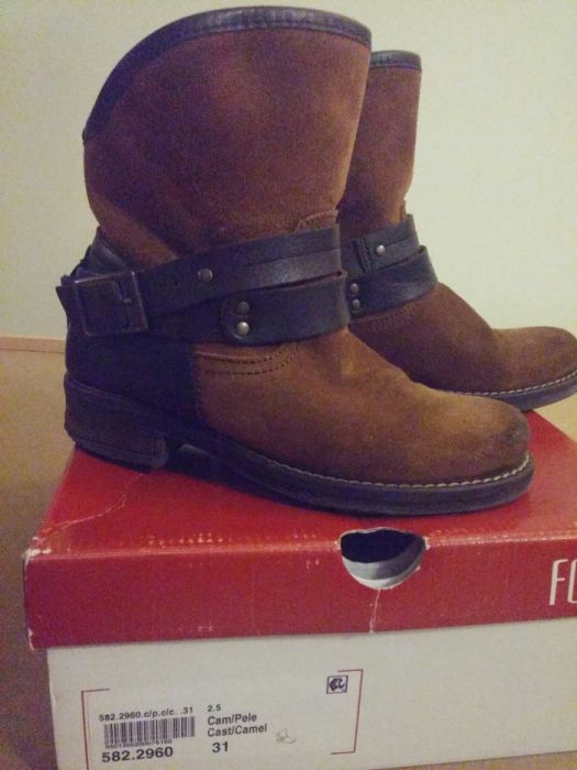Botas de menina