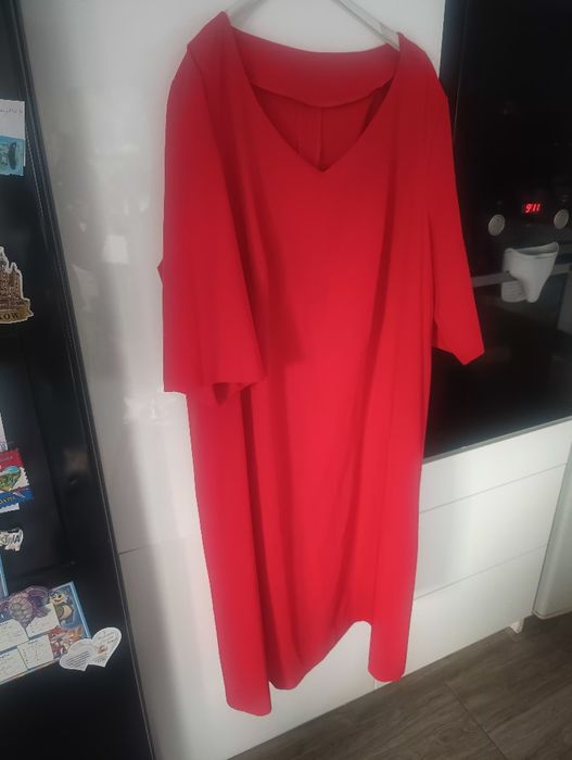MIDI czerwona sukienka r48/52
