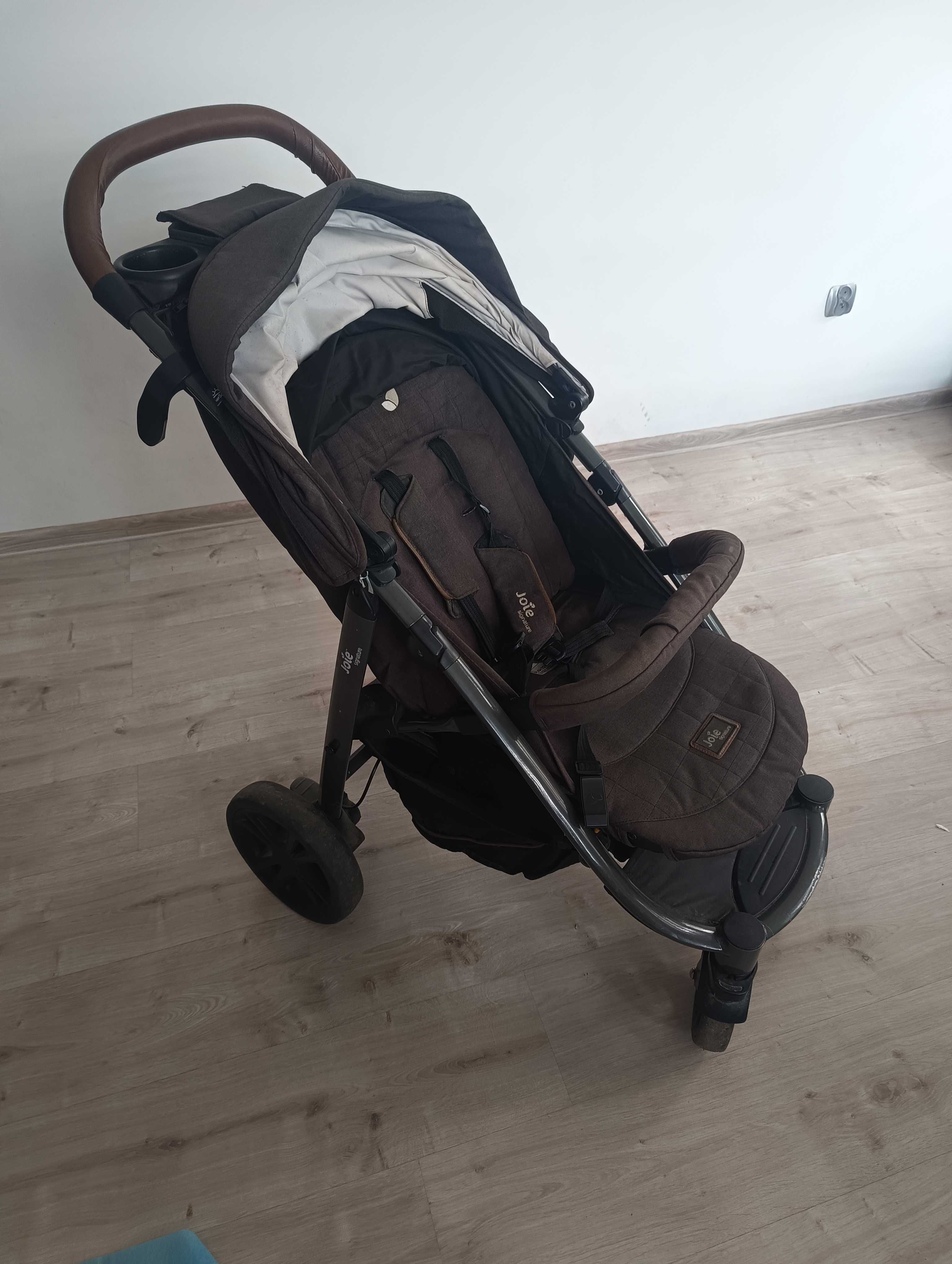 Wózek spacerowy Joie