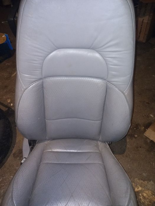 Ford explorer сидіння механізми сидінь