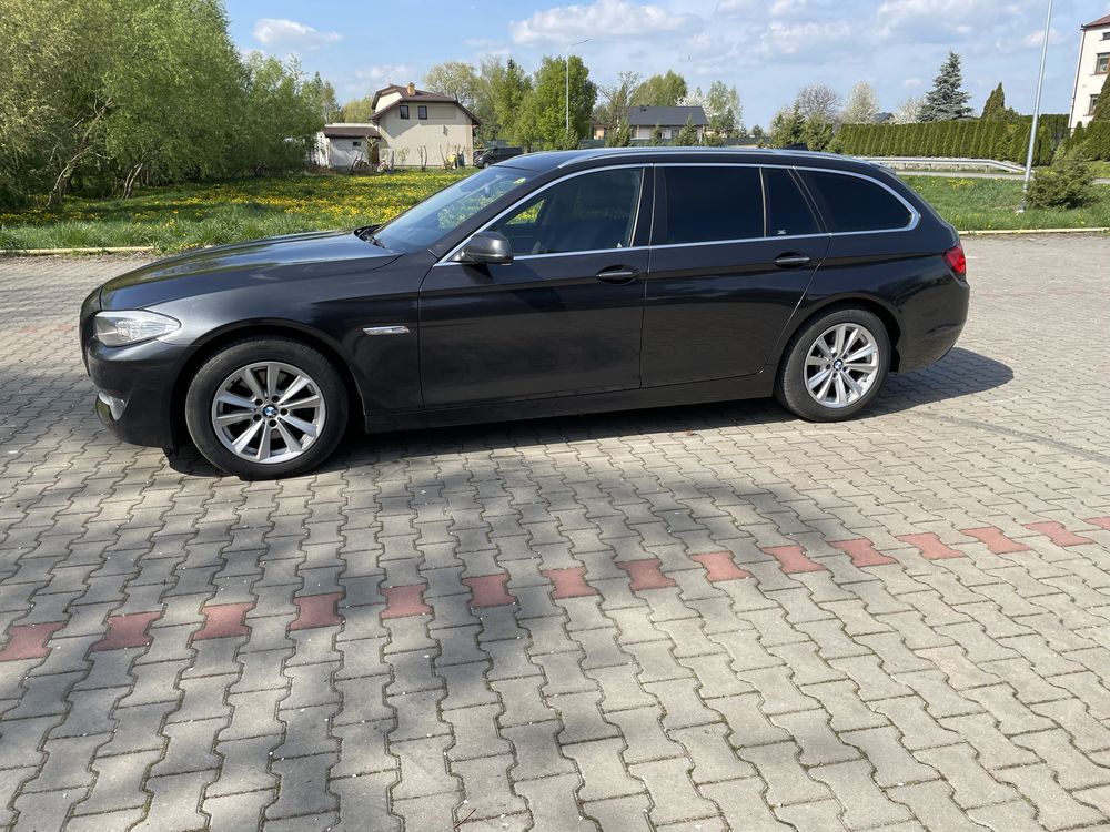 Bmw f11 2.0 d manual