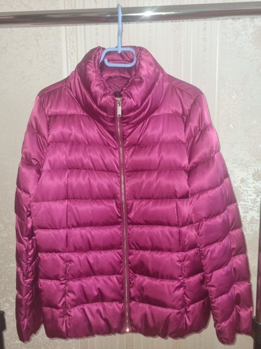 Стильна  тепла куртка пуховик Massimo Dutti