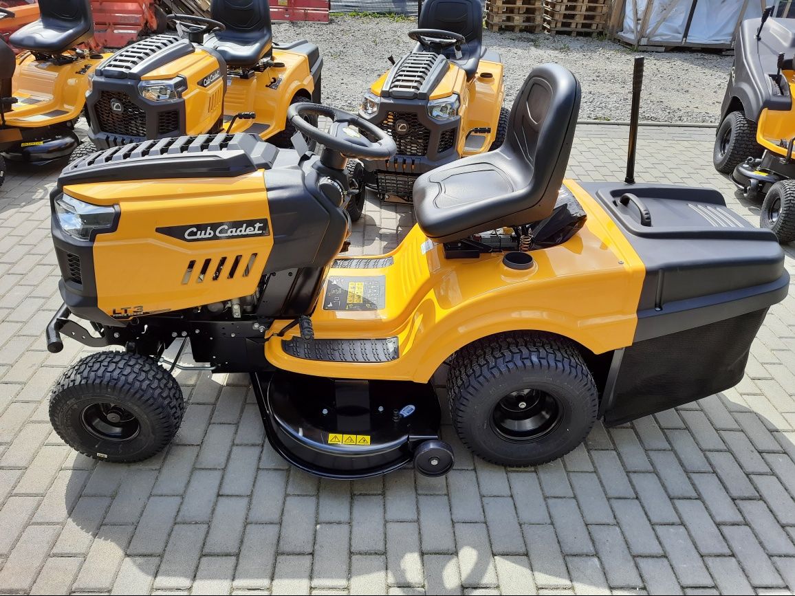 NOWY Traktorek Kosiarka CUB CADET LT3 20KM 2 CYLINDRY Kosz RATY 0% 0%