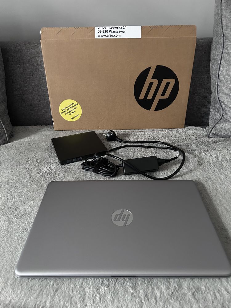 Laptop HP 250 G9