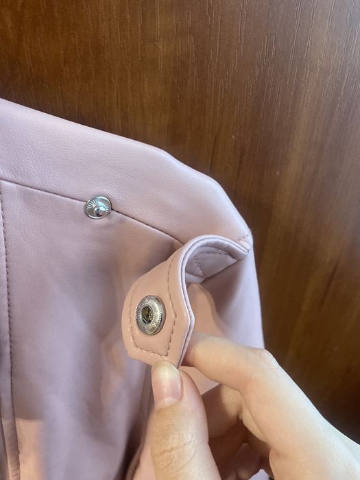 шкіряна куртка Bershka