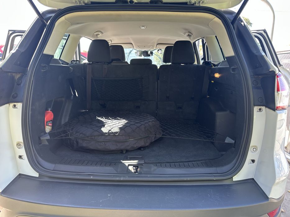 Продаж Ford Escape 2014 2,5