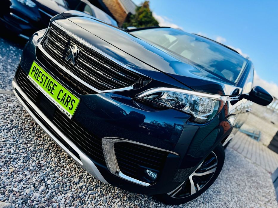 Peugeot 5008 LEDY I COCPIT Panorama Navi Kamera Kubełki Tempomat Radar Alu Chrom