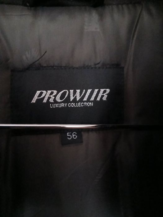 Зимовий жіночий плащ