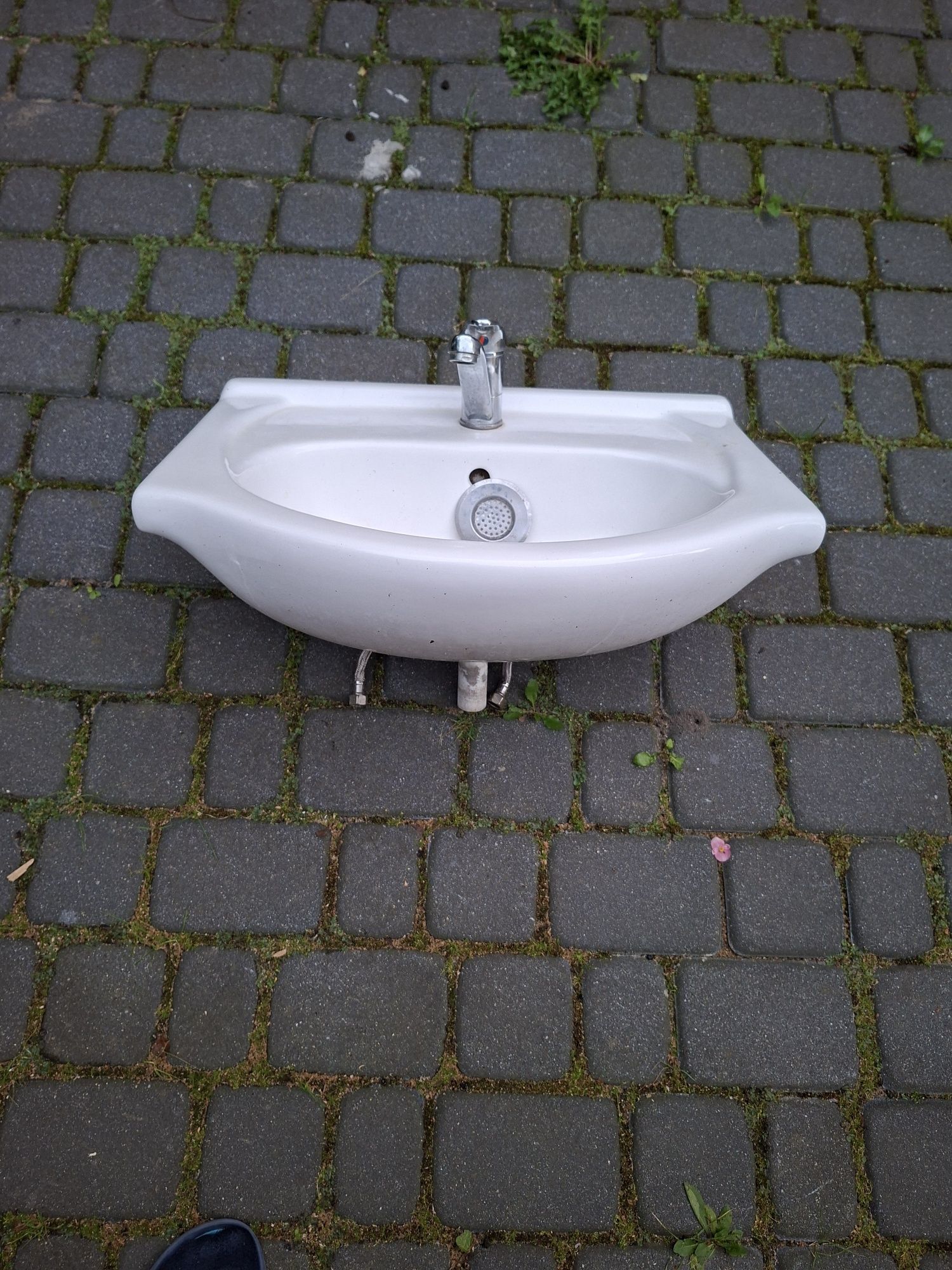 Sedes i umywalkę
