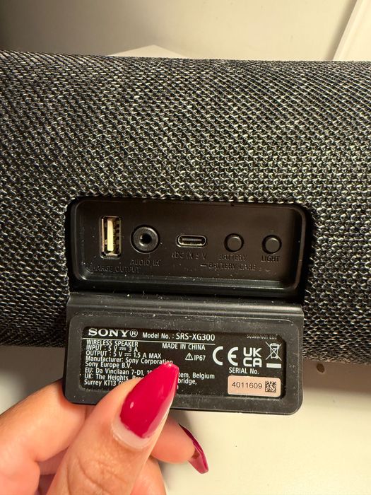 Coluna Bluetooth SONY SRSXG300B.EU8 (Autonomia: até 25 horas - Preto)