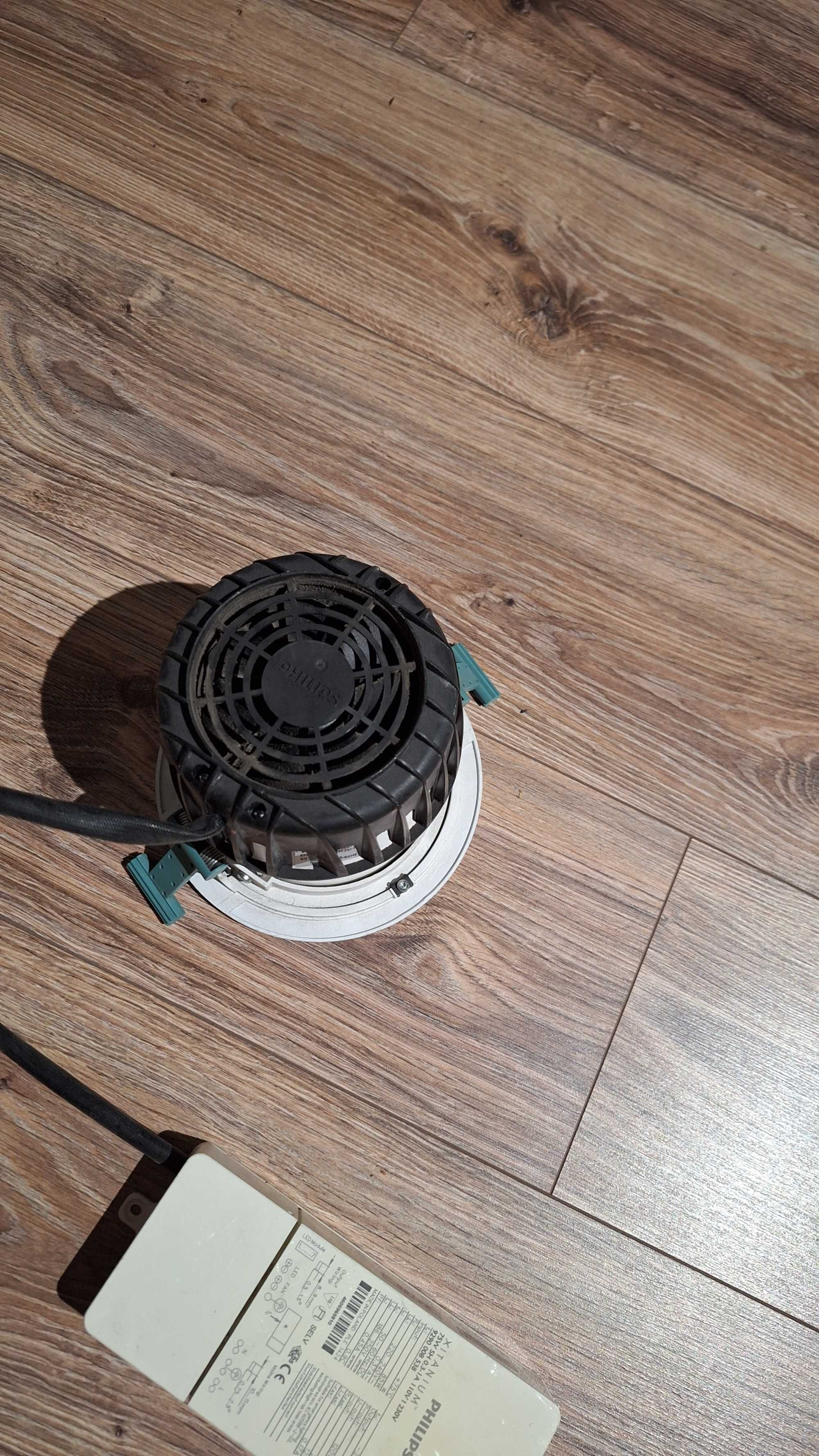PHILIPS 53W Oprawa oświetleniowa DOWNLIGHT LED 53W RS551B LED39S/840