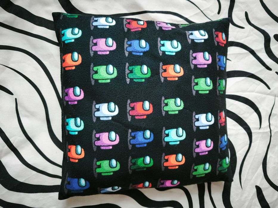 Poduszka Among Us 35x35