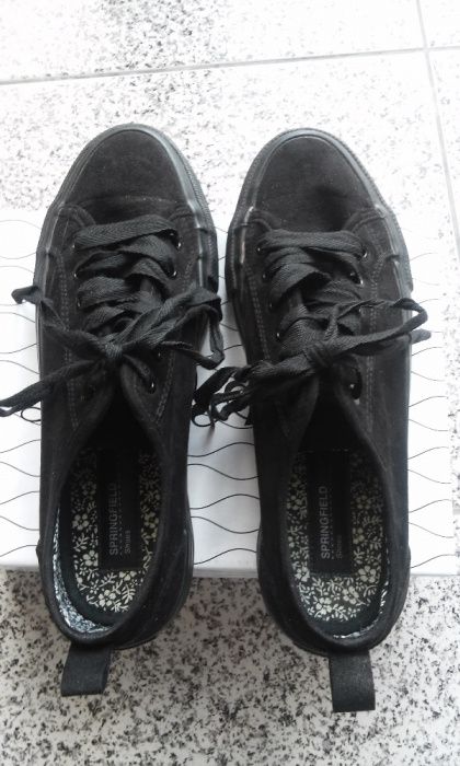 Sapatilhas pretas Springfield