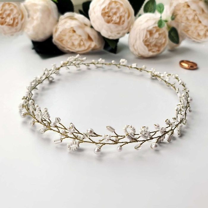 Весільні аксесуари для нареченої білий віночок у зачіску, гілочка 80см