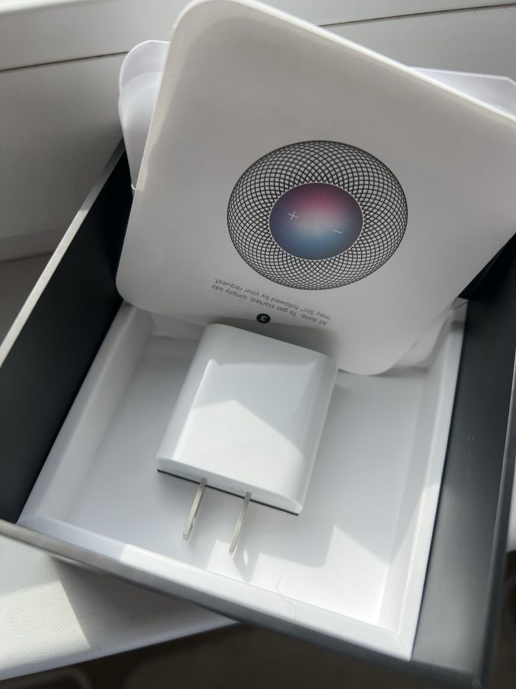 Колонка Apple HomePod mini
