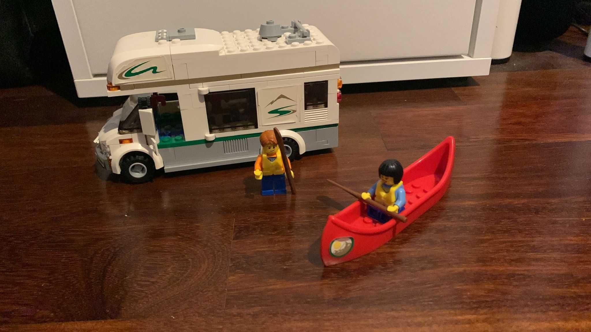 Lego City Caravana (4435) e Lego City Autocaravana (60057)