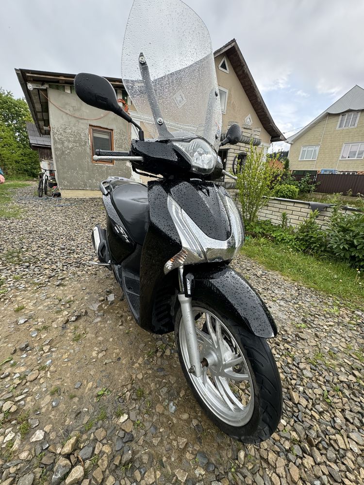 Продам скутер Honda sh 125 2013 р