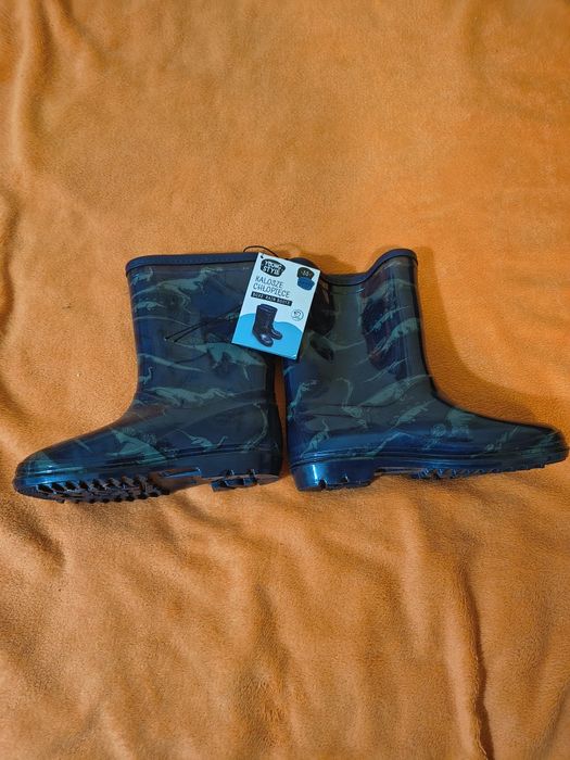 Nowe gumowce dinozaury 33