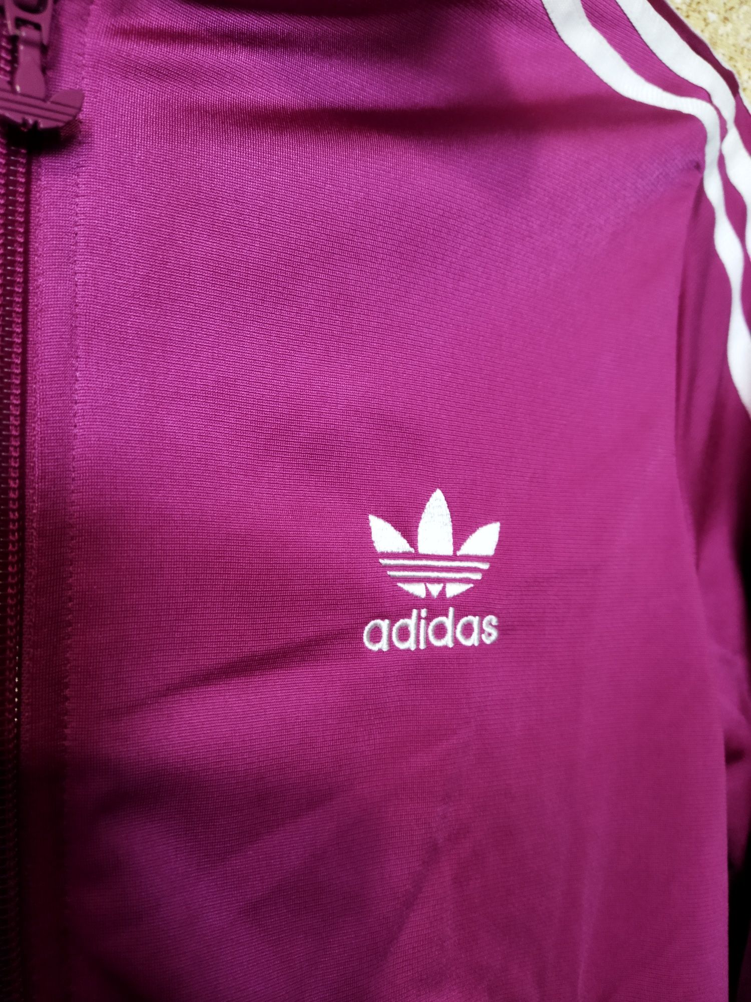 Кофта спортивна Adidas 200 грн