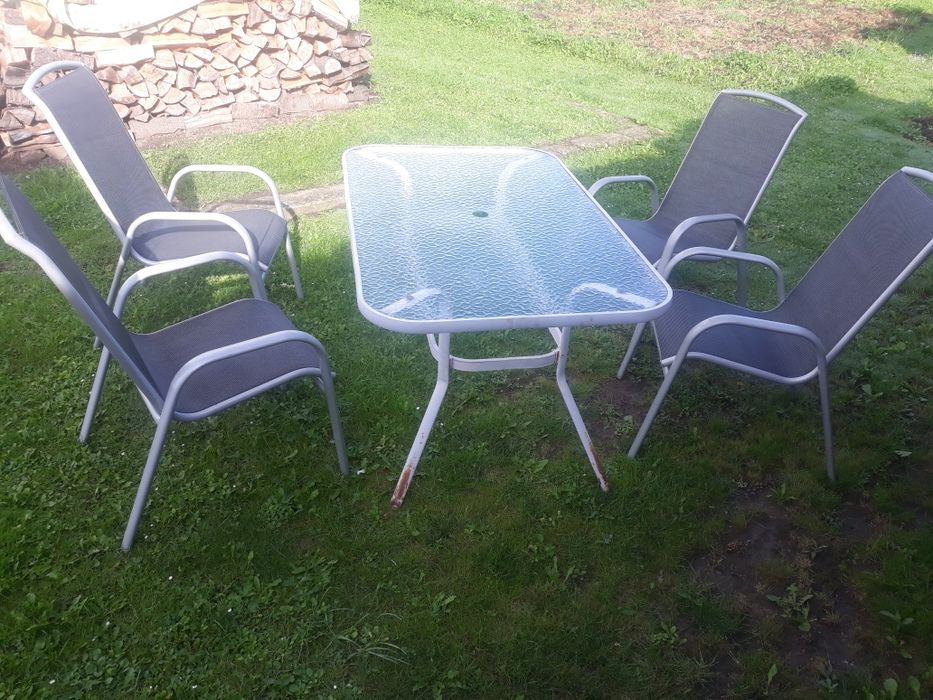 Stół +4 krzesła ogrodowe