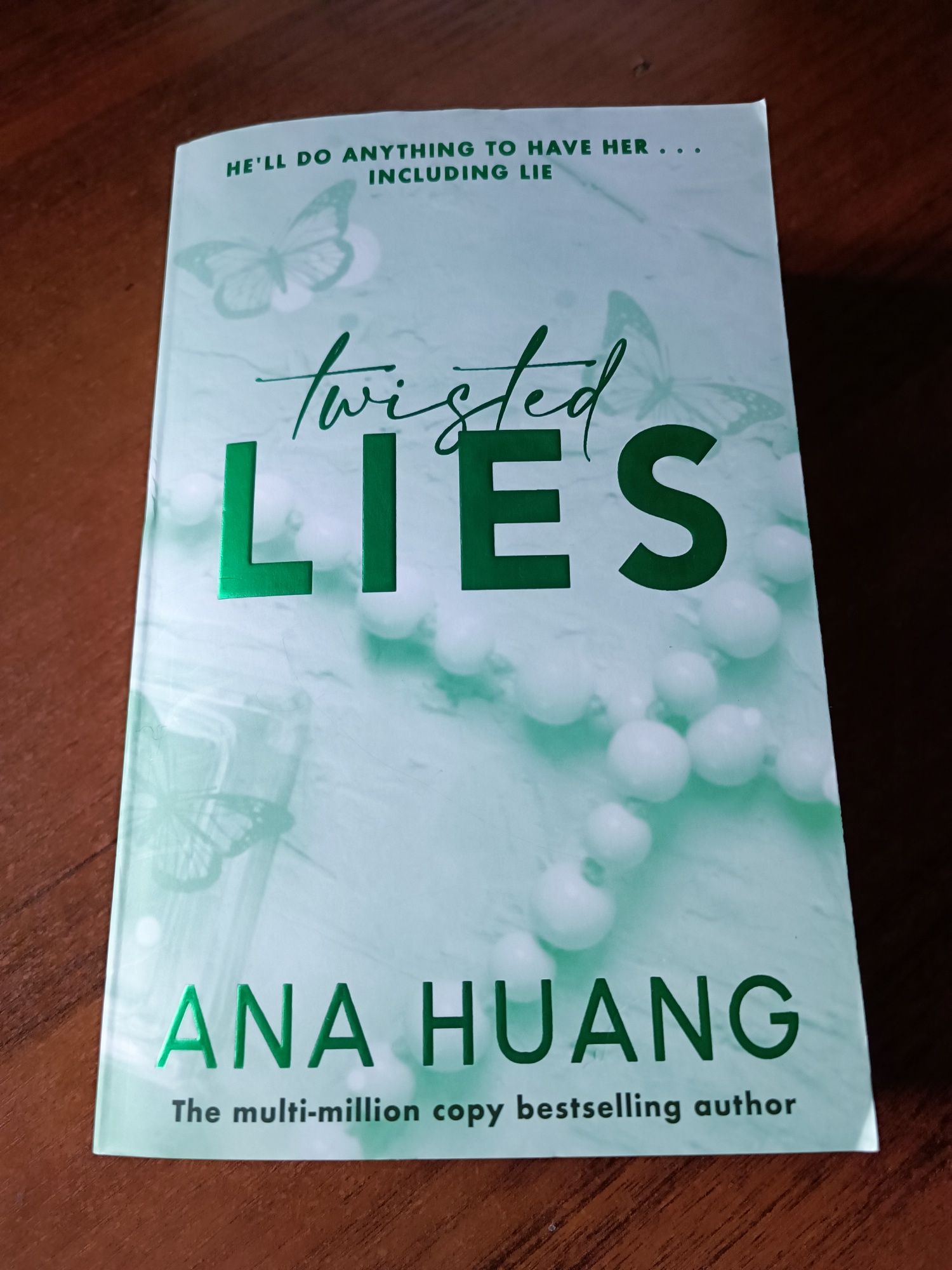 Книга Twisted lies Ana Huang