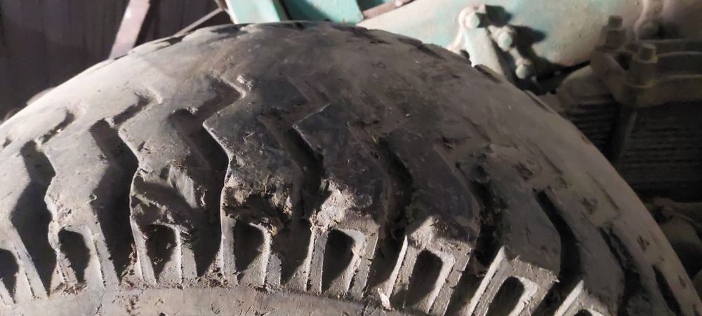 Причіп розпуск лісовозний.