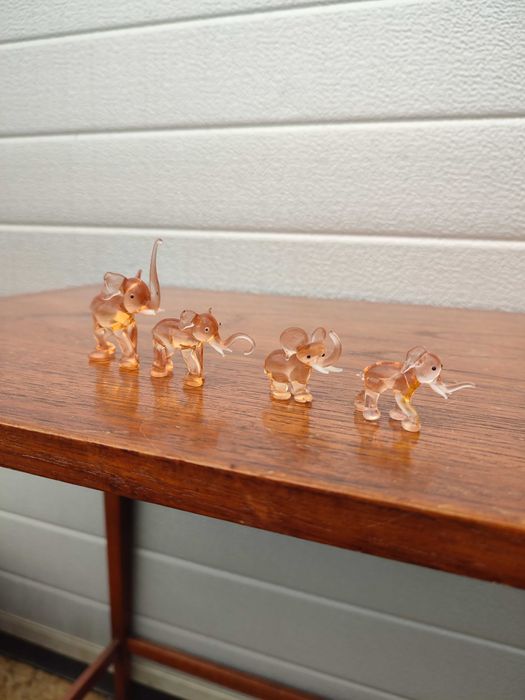 Szklane Figurki Słoni - Murano - Komplet - Design - vintage G