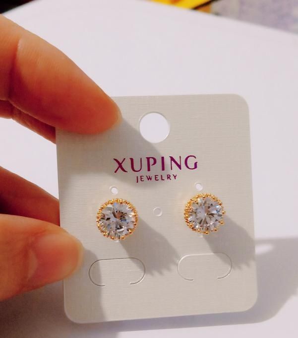 Нові сережки кульчики