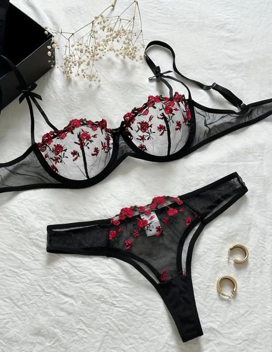 Жіноча сексуальна нижня білизна