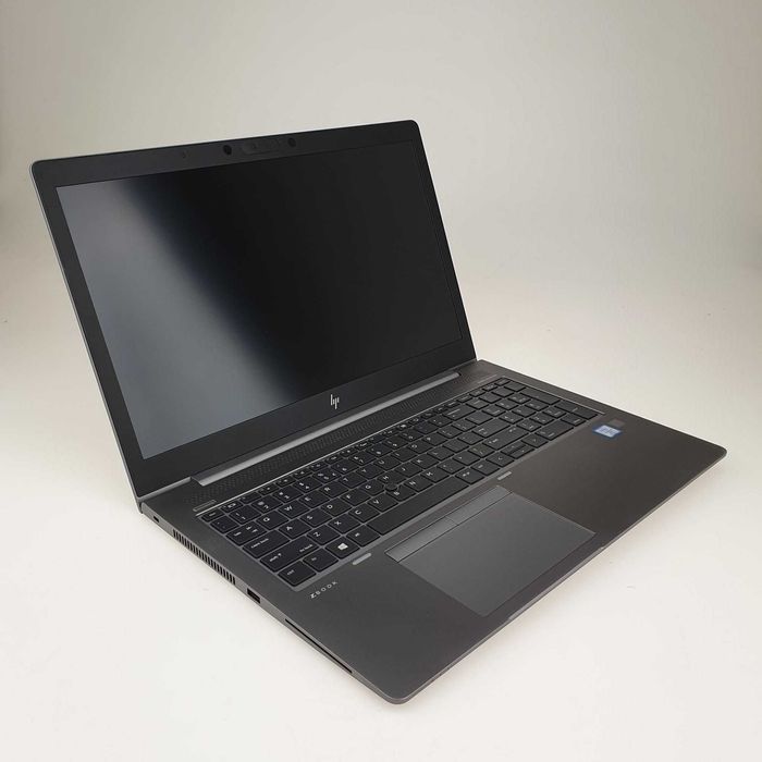 Laptop HP ZBook 15u G6 | i7-8665U 16GB 1024GB SSD | Radeon | Win 11
