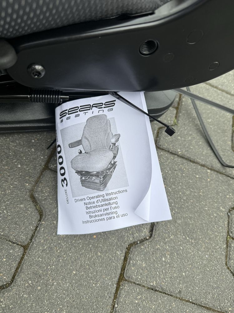 Siedzenie pneumatyczne Sears nowe CNH fotel kierowcy pompowany