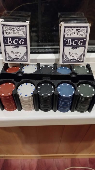 Продам набор для покера 200 грн