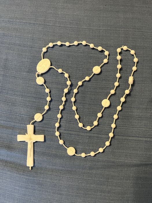 Nossa Senhora de Fátima e Terços