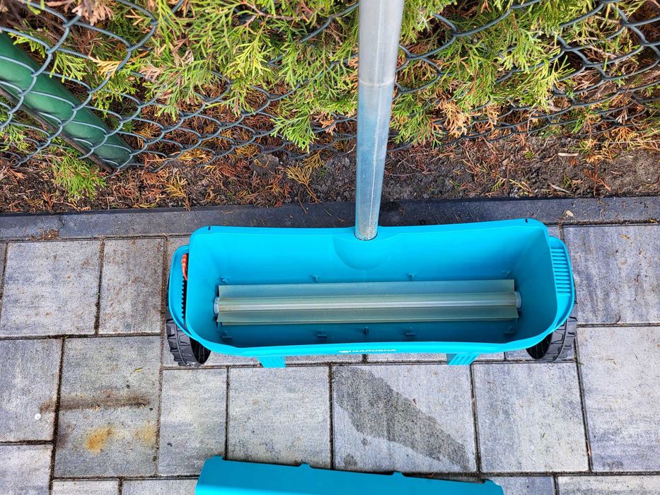 Gardena Classic siewnik uniwersalny 300