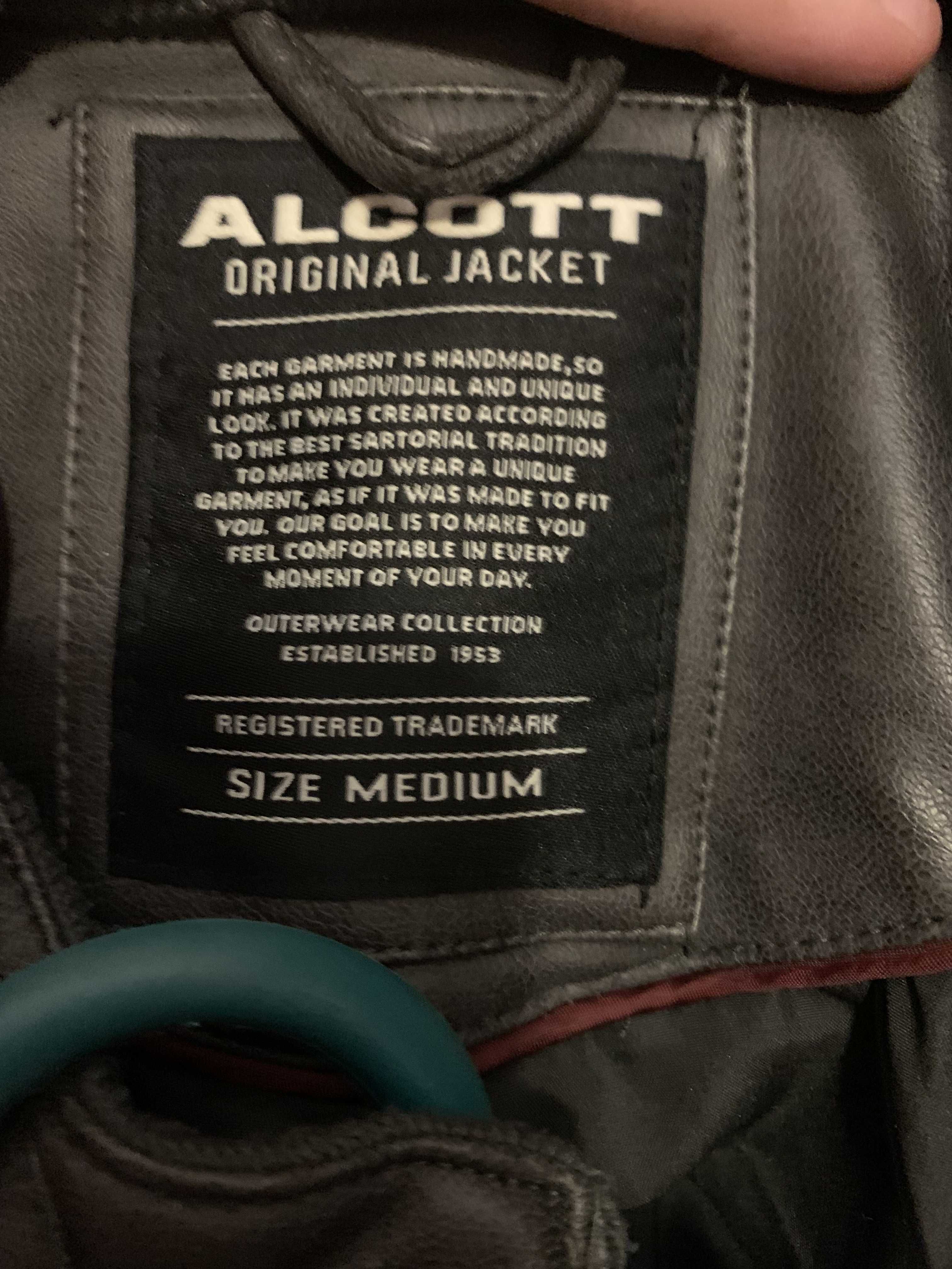 Кожаная куртка "ALCOTT" в отличном состоянии "M"