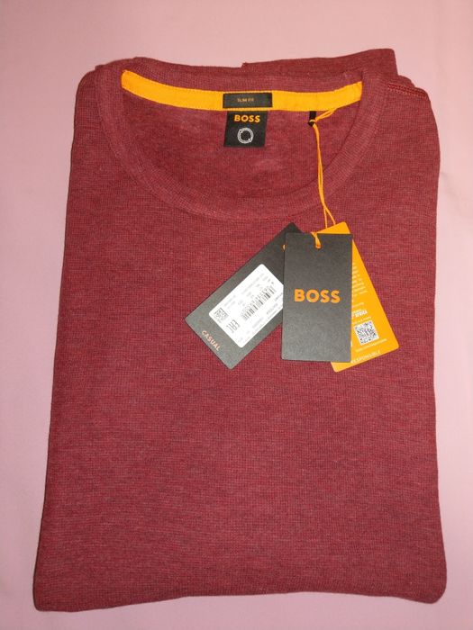 Sweterek lekki Hugo Boss.