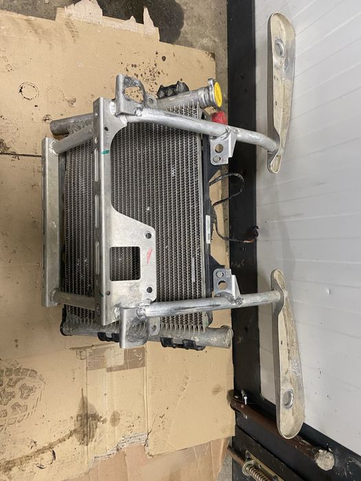 Chłodnica stelaż wentylator zbiorniczek płynu Polaris sportsman 850