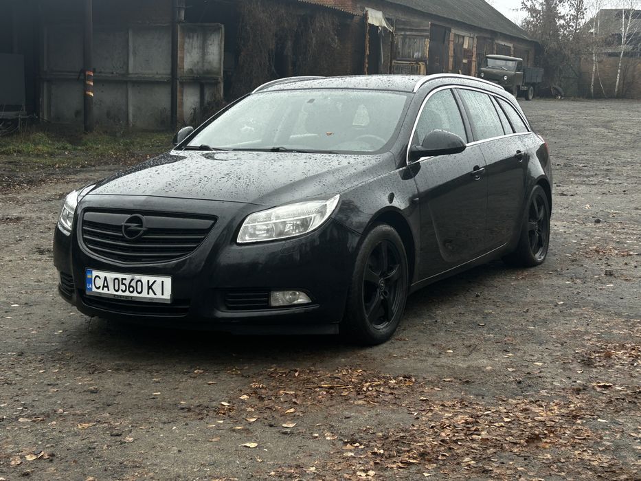 Opel insignia 2010р , присутній торг