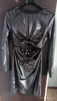 Sukienka srebrno czarna welur