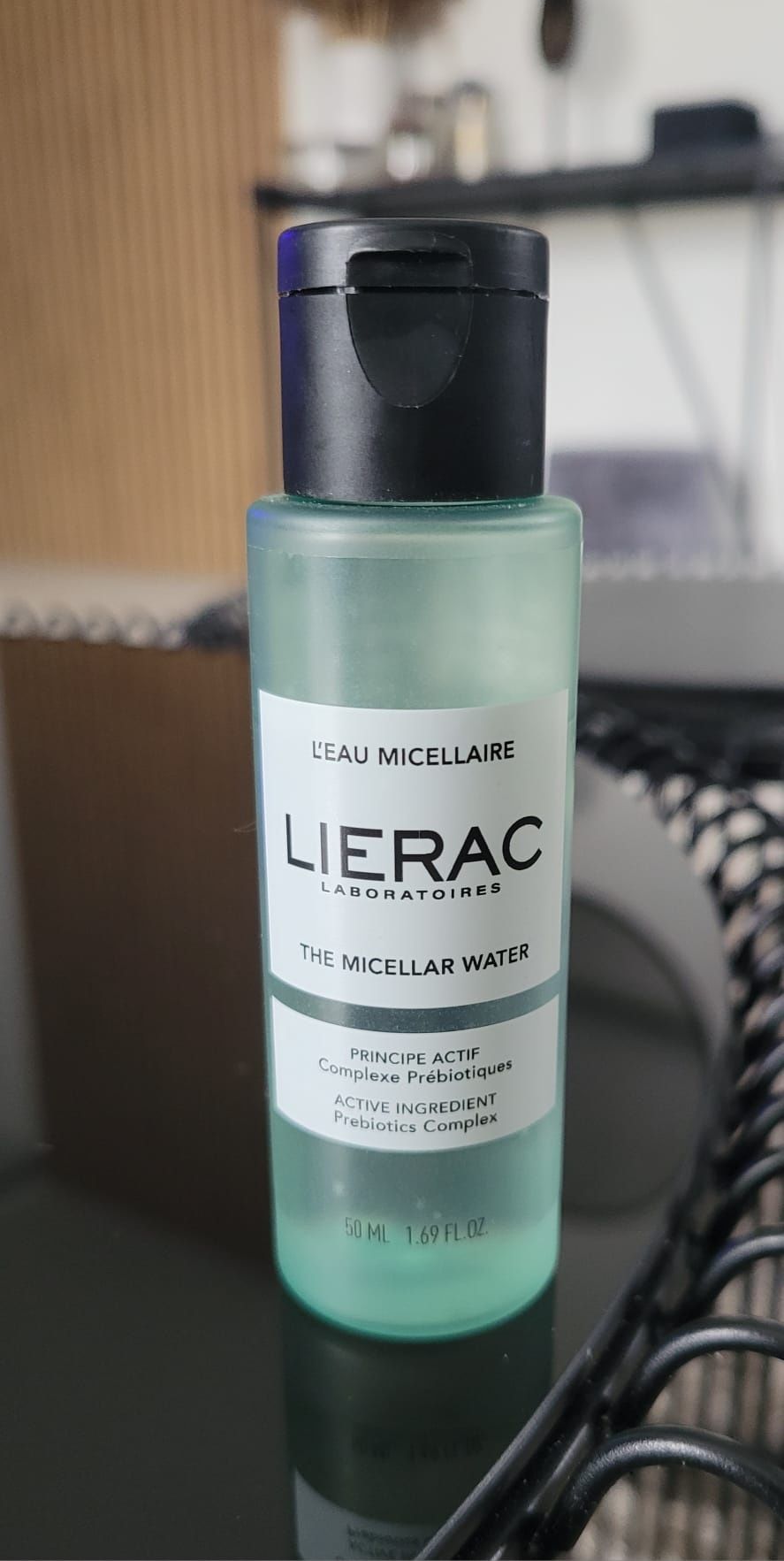 L'eau Micellaire Lierac woda mineralna demakijaż twarzy oczy