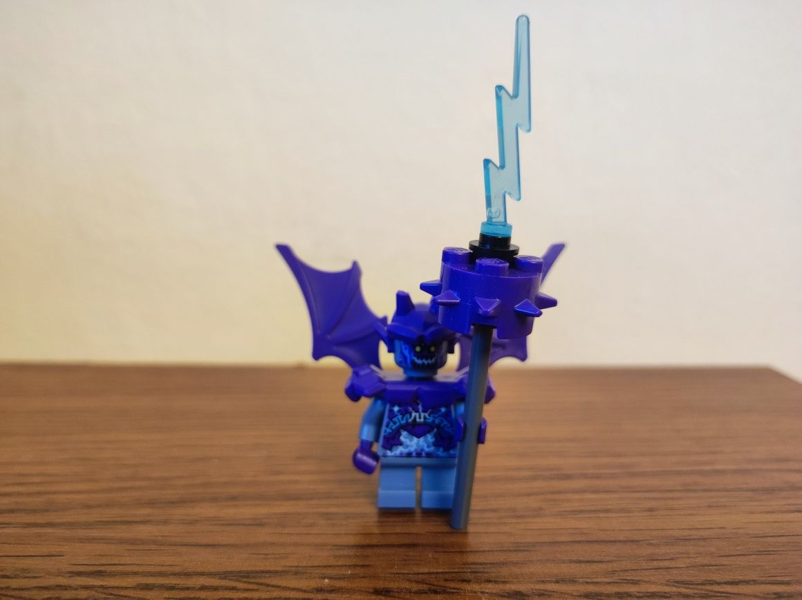 LEGO Nexo Knights Minifigurka.    03