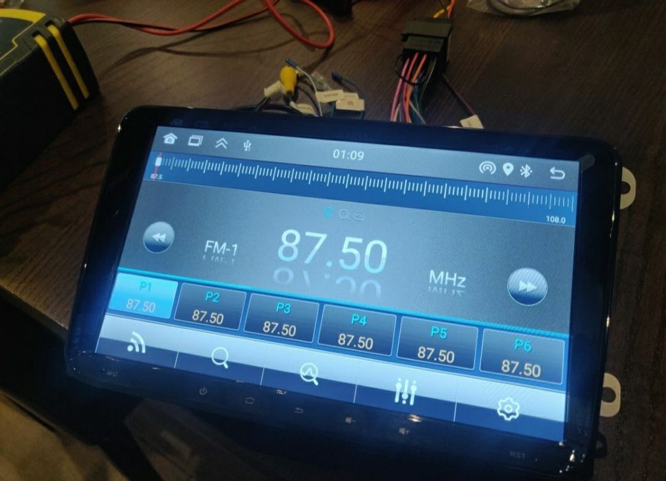 Radio 2 DIN Android + carplay VW / Golf / Passat / Polo / Seat / Skoda