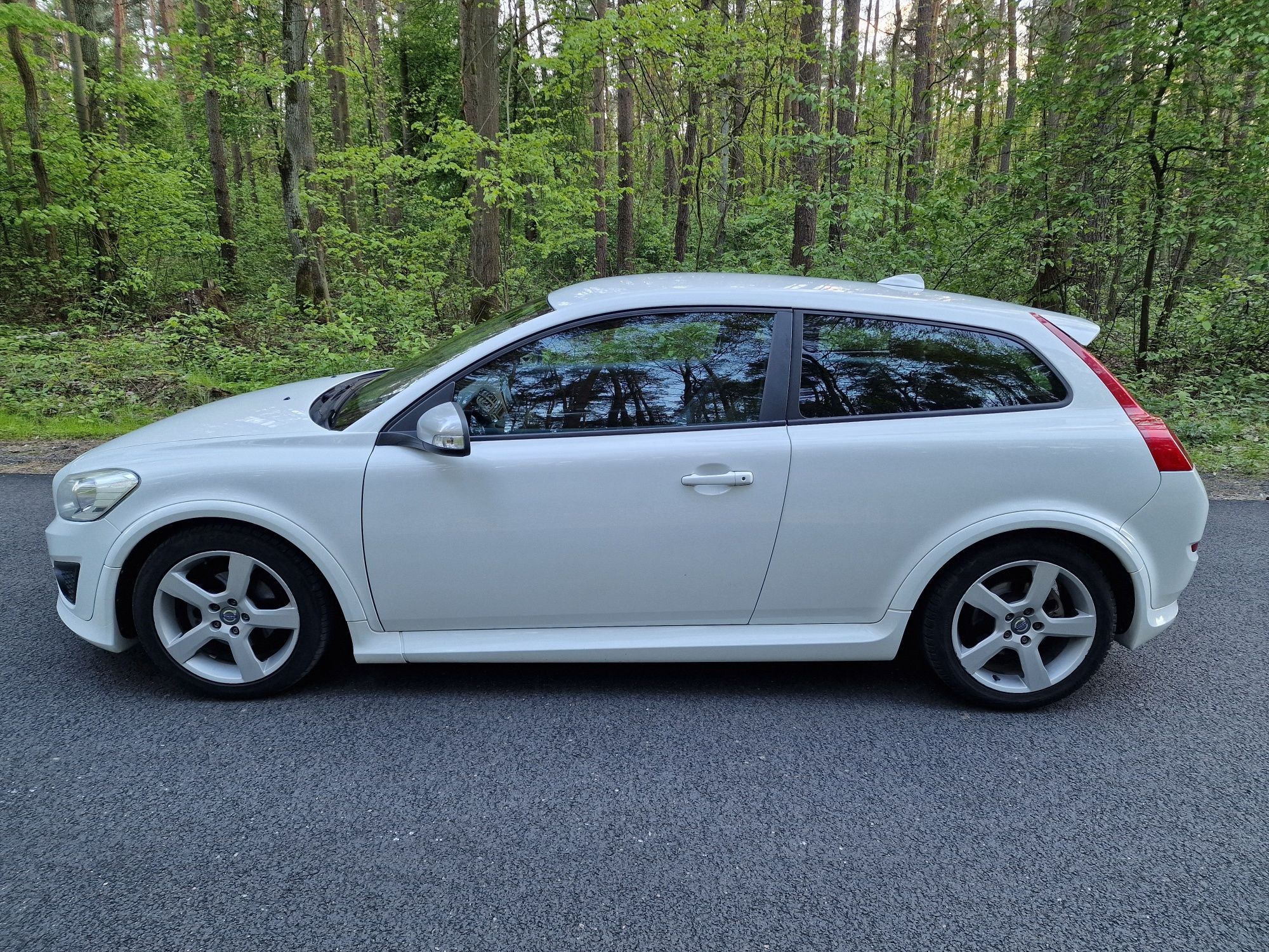 Volvo C30 2011r 1.6 D 115KM 6 R-Design