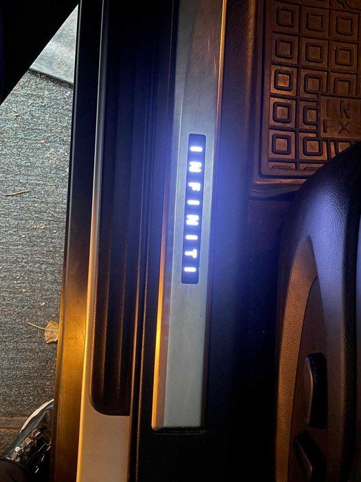 Продам Інфініті QX-70