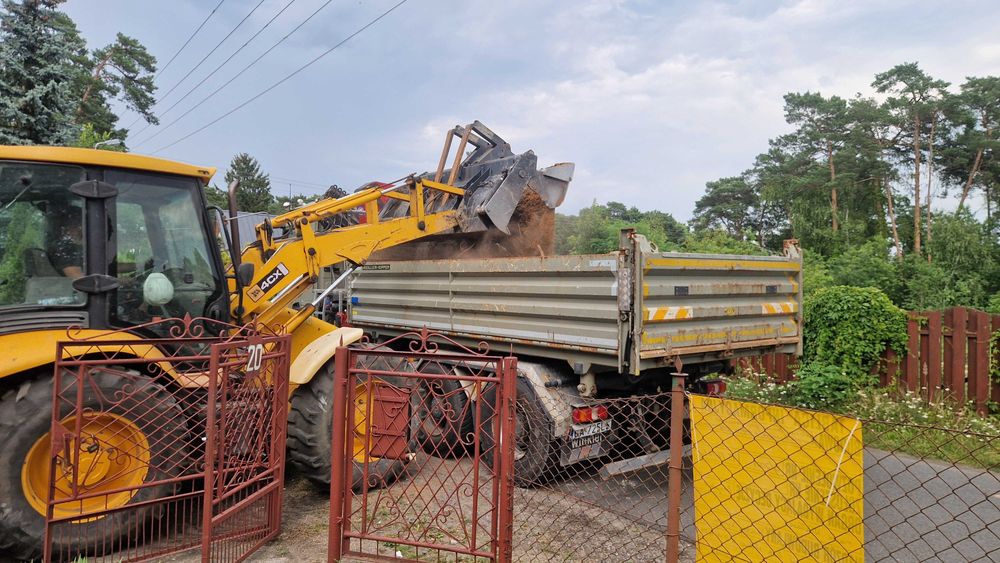 HDS dźwig dach więźba wywrotka